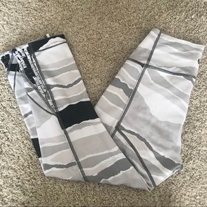 Lululemon cropped leggings